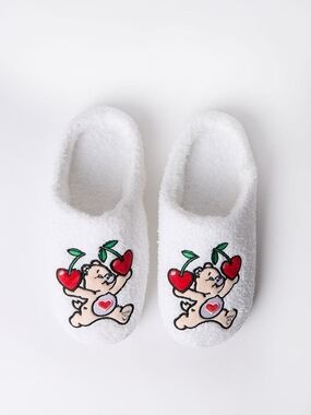 NWT Care Bears White Fuzzy Slippers with Cherry Bear Patch M (41-42)